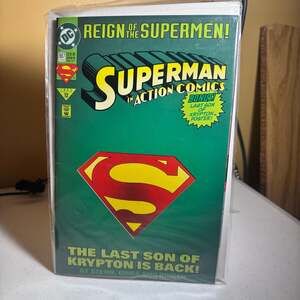 DC Comics Superman Action Comics #687 Reign of the Supermen 1993 Die-Cut Cover